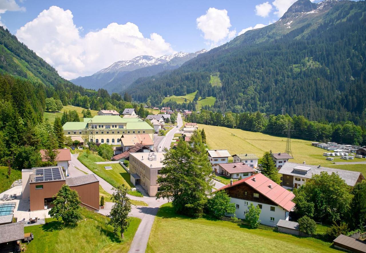 Apartamento Zapfig Living Arlberg Wald am Arlberg Exterior foto